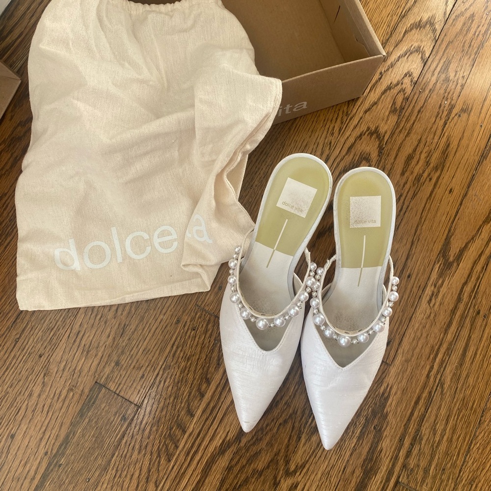 Dolce Vita White Pointed Toe Heels